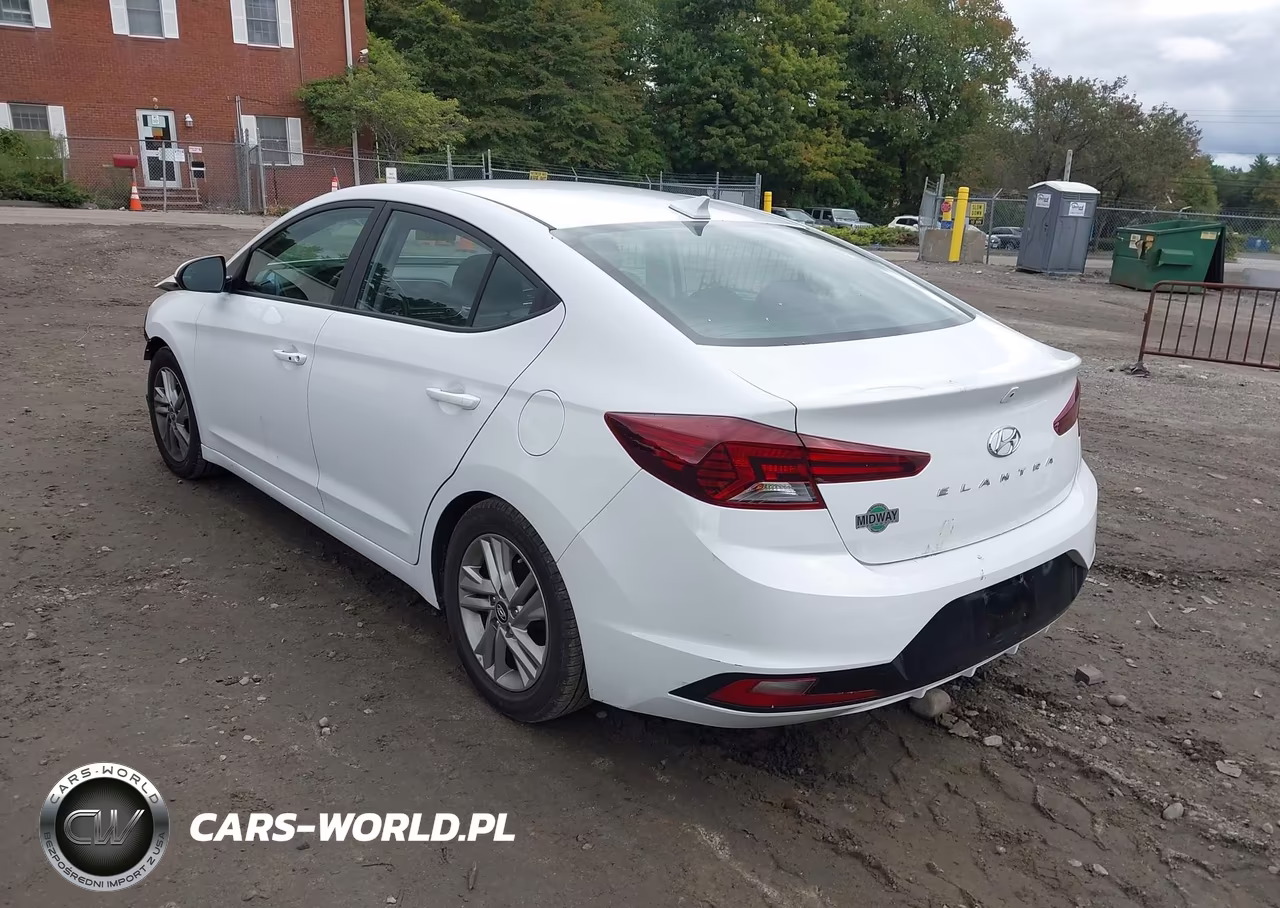 2019 Hyundai Elantra Value Edition VIN:5NPD84LF3KH420018 - 3