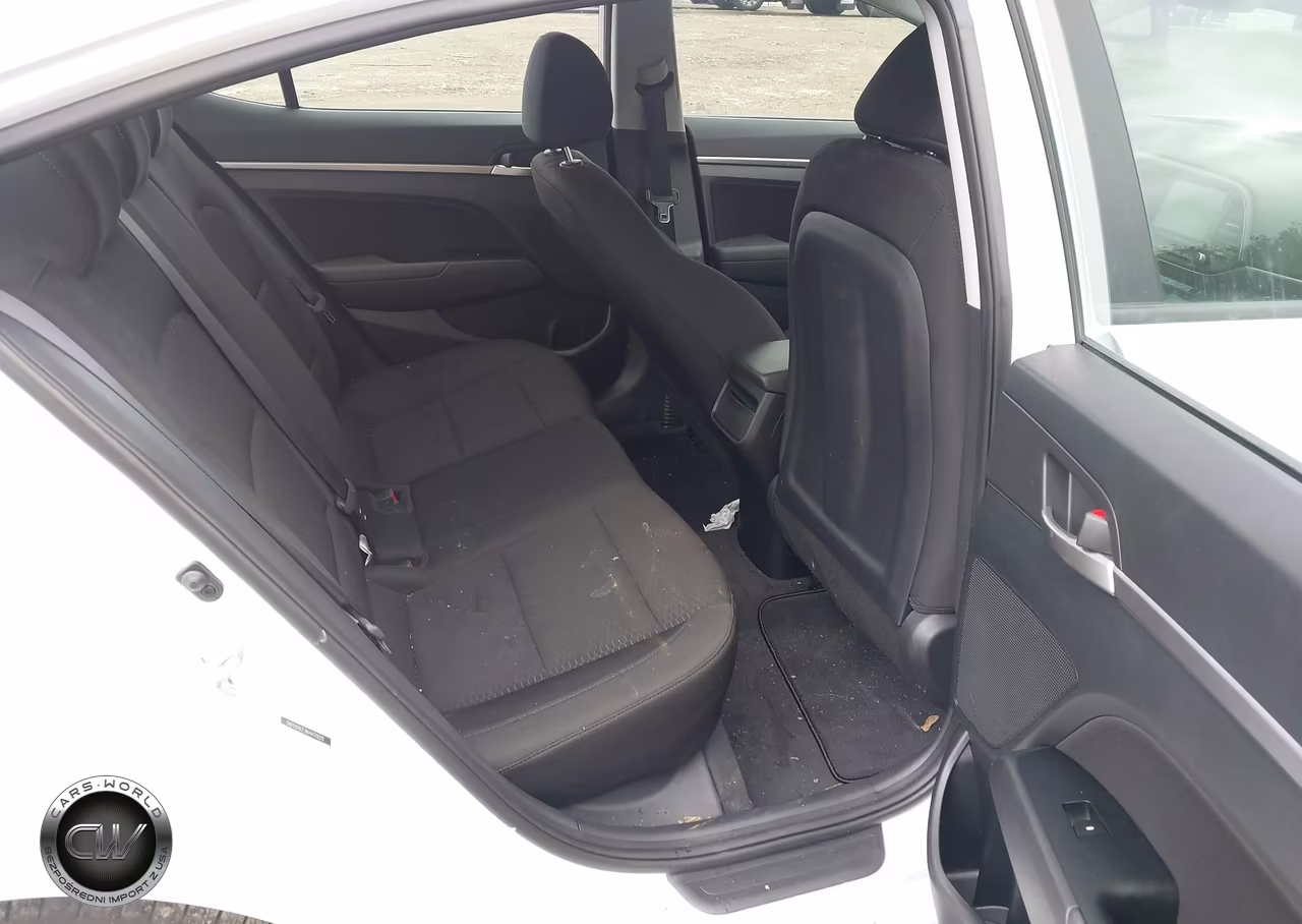 2019 Hyundai Elantra Value Edition VIN:5NPD84LF3KH420018 - 8