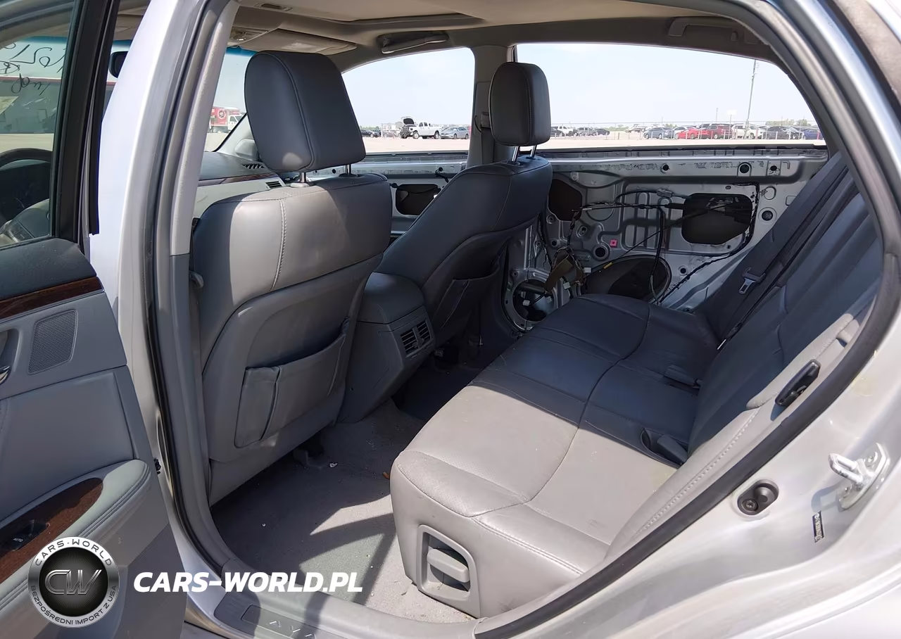 2010 Toyota Avalon Limited VIN:4T1BK3DB9AU358171 - 8
