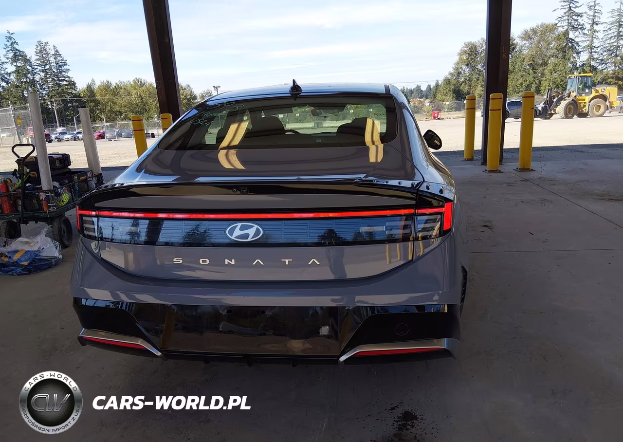 2025 Hyundai Sonata Sel VIN:KMHL64JA1SA500218 - 16