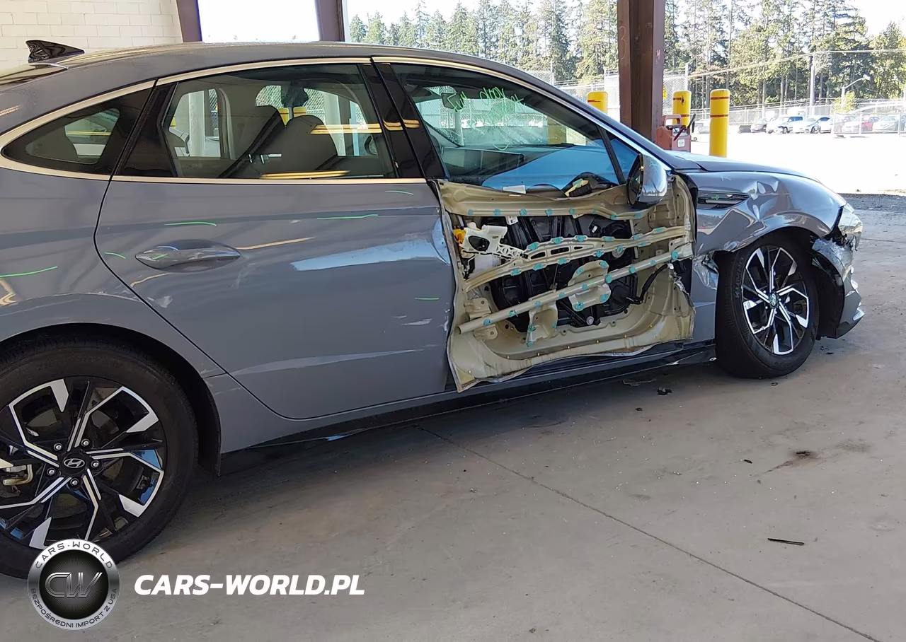 2025 Hyundai Sonata Sel VIN:KMHL64JA1SA500218 - 6