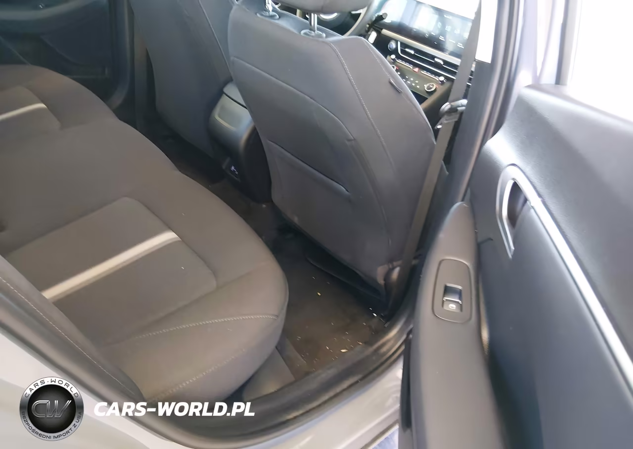 2025 Hyundai Sonata Sel VIN:KMHL64JA1SA500218 - 8