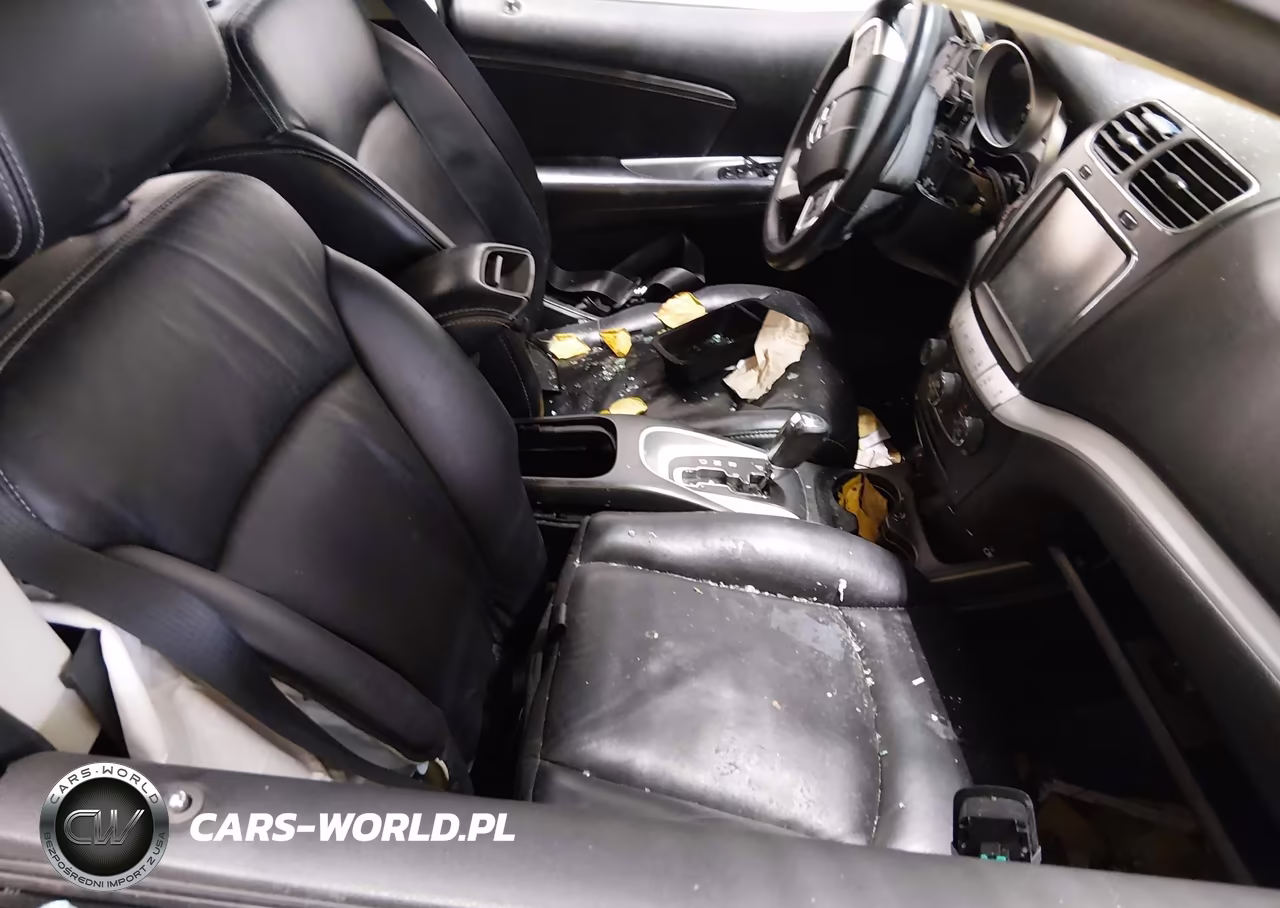 2012 Dodge Journey Crew VIN:3C4PDDDG9CT397958 - 5