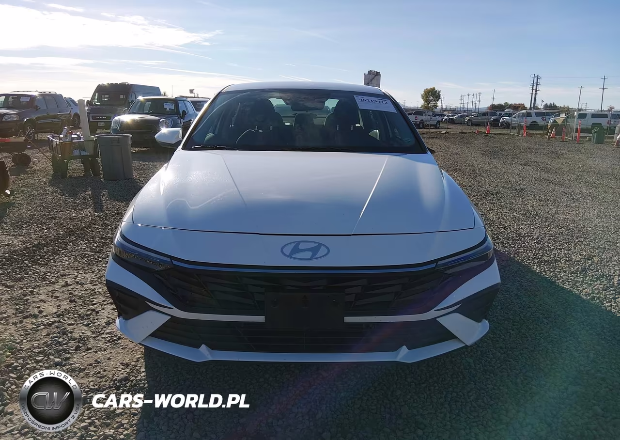 2026 Hyundai Elantra Hybrid Blue VIN:KMHLM4DJ9TU200220 - 12