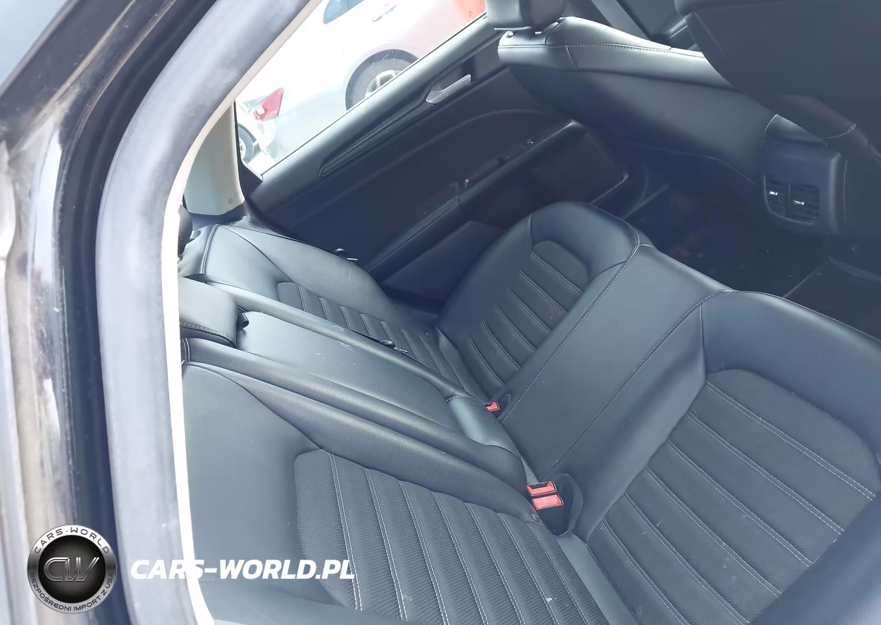2018 Ford Fusion Se VIN:3FA6P0HD4JR231813 - 8