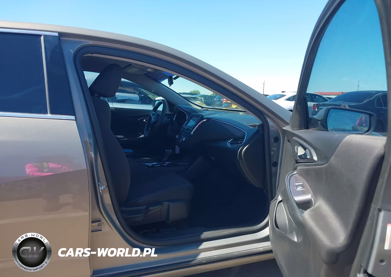 2018 Chevrolet Malibu Lt VIN:1G1ZD5ST7JF249483 - 5