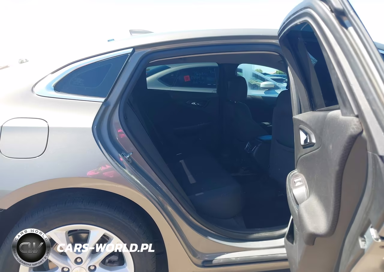 2018 Chevrolet Malibu Lt VIN:1G1ZD5ST7JF249483 - 8