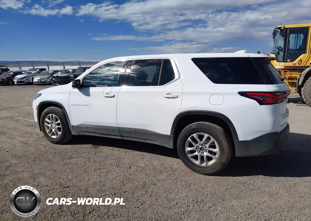 2023 Chevrolet Traverse Awd Ls VIN:1GNEVFKW6PJ203398 - 3