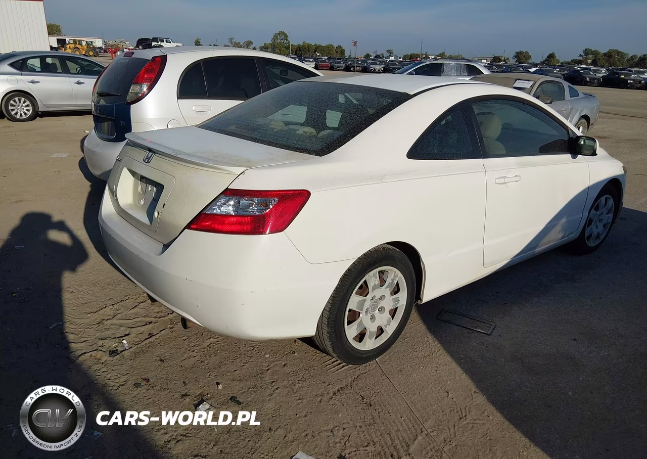 2008 Honda Civic Lx VIN:2HGFG11658H561060 - 4