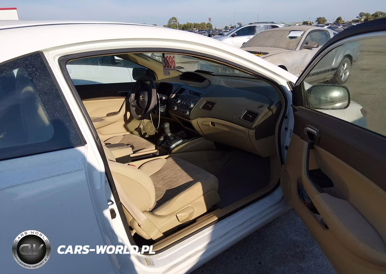 2008 Honda Civic Lx VIN:2HGFG11658H561060 - 5