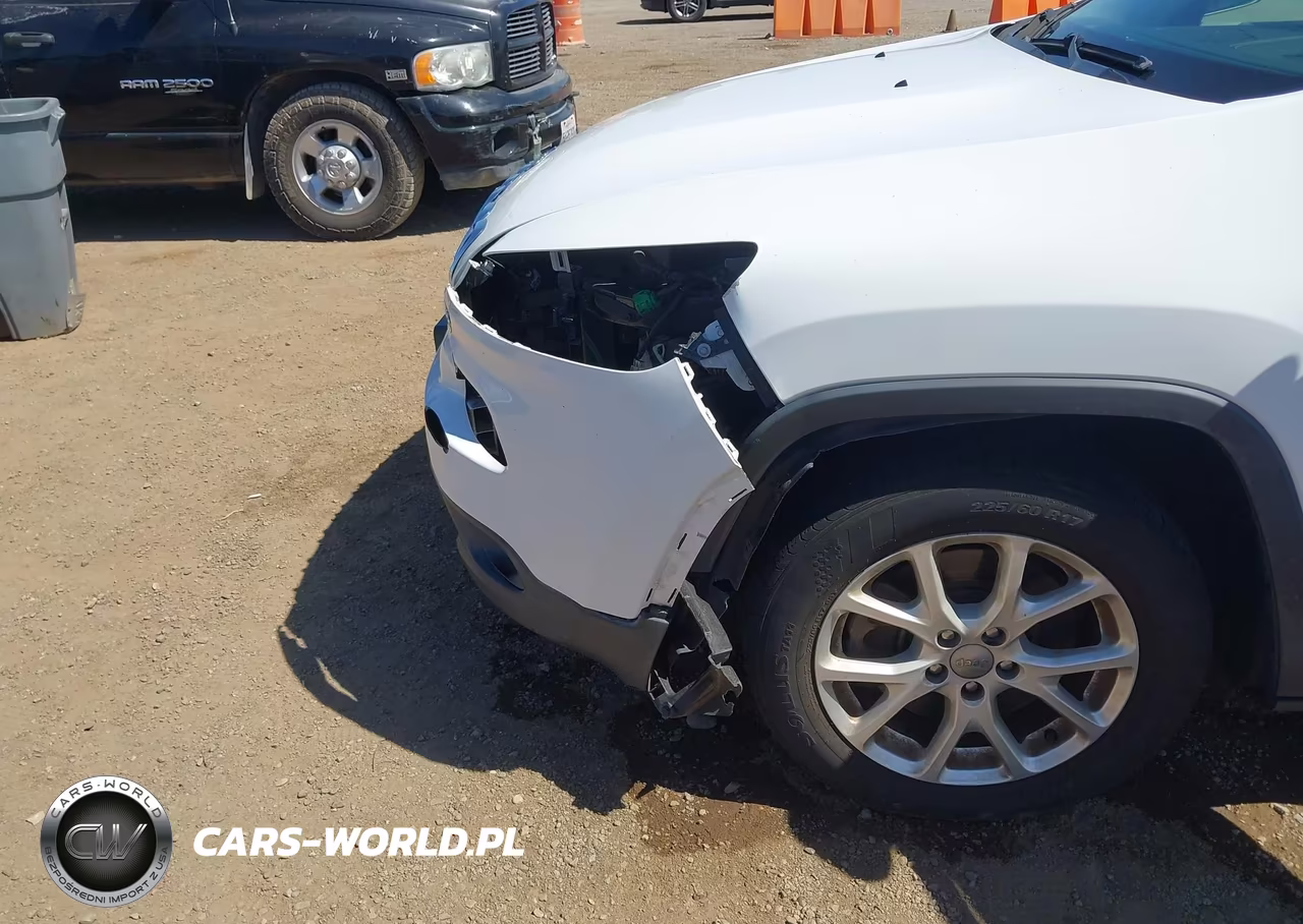 2016 Jeep Cherokee Latitude VIN:1C4PJLCB9GW164638 - 18