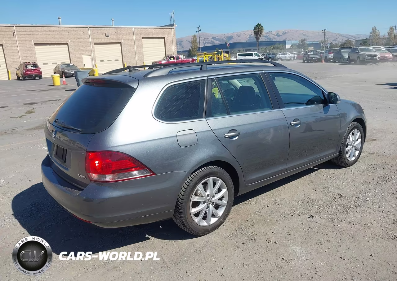 2012 Volkswagen Jetta Sportwagen 2.5L Se VIN:3VWPP7AJ4CM629043 - 4
