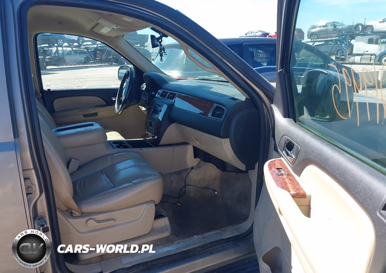 2007 Chevrolet Suburban 1500 Lt VIN:1GNFC16J97J234625 - 5