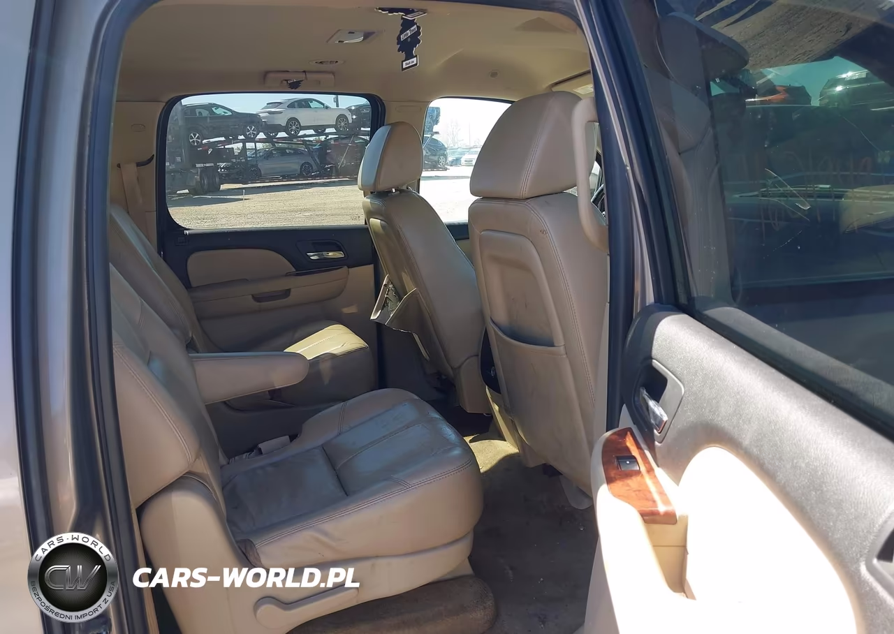 2007 Chevrolet Suburban 1500 Lt VIN:1GNFC16J97J234625 - 8