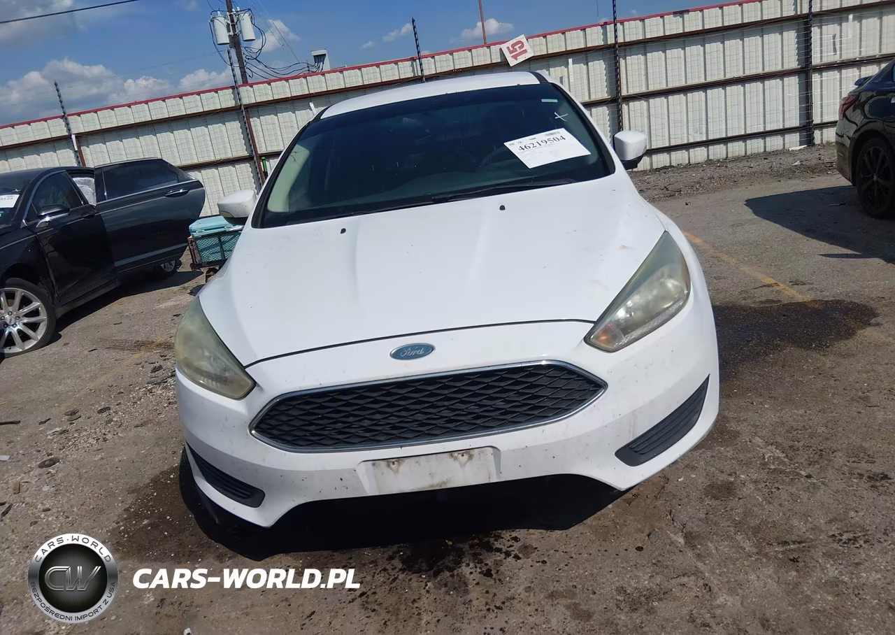 2016 Ford Focus Se VIN:1FADP3F24GL346302 - 12