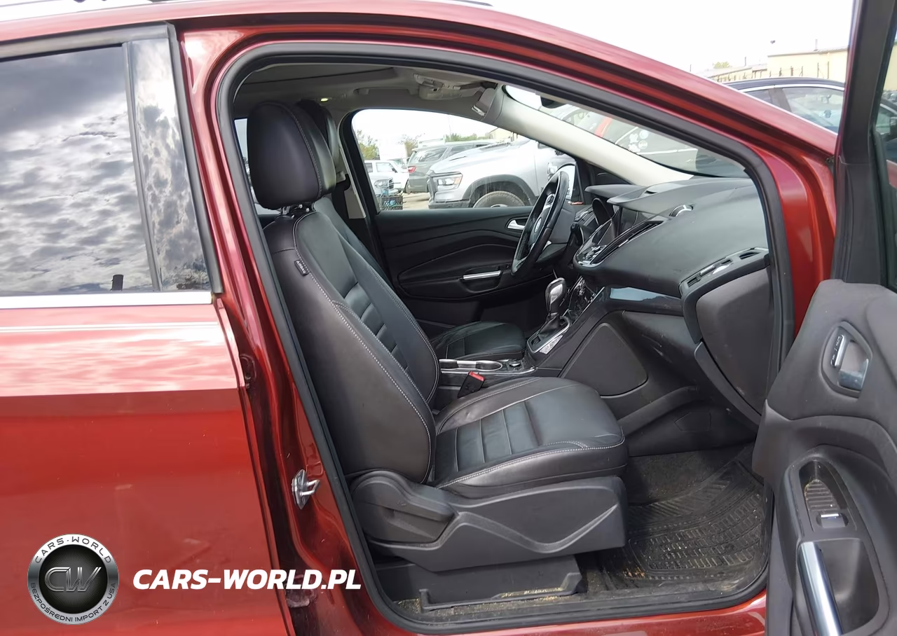 2014 Ford Escape Titanium VIN:1FMCU9J9XEUB60630 - 5