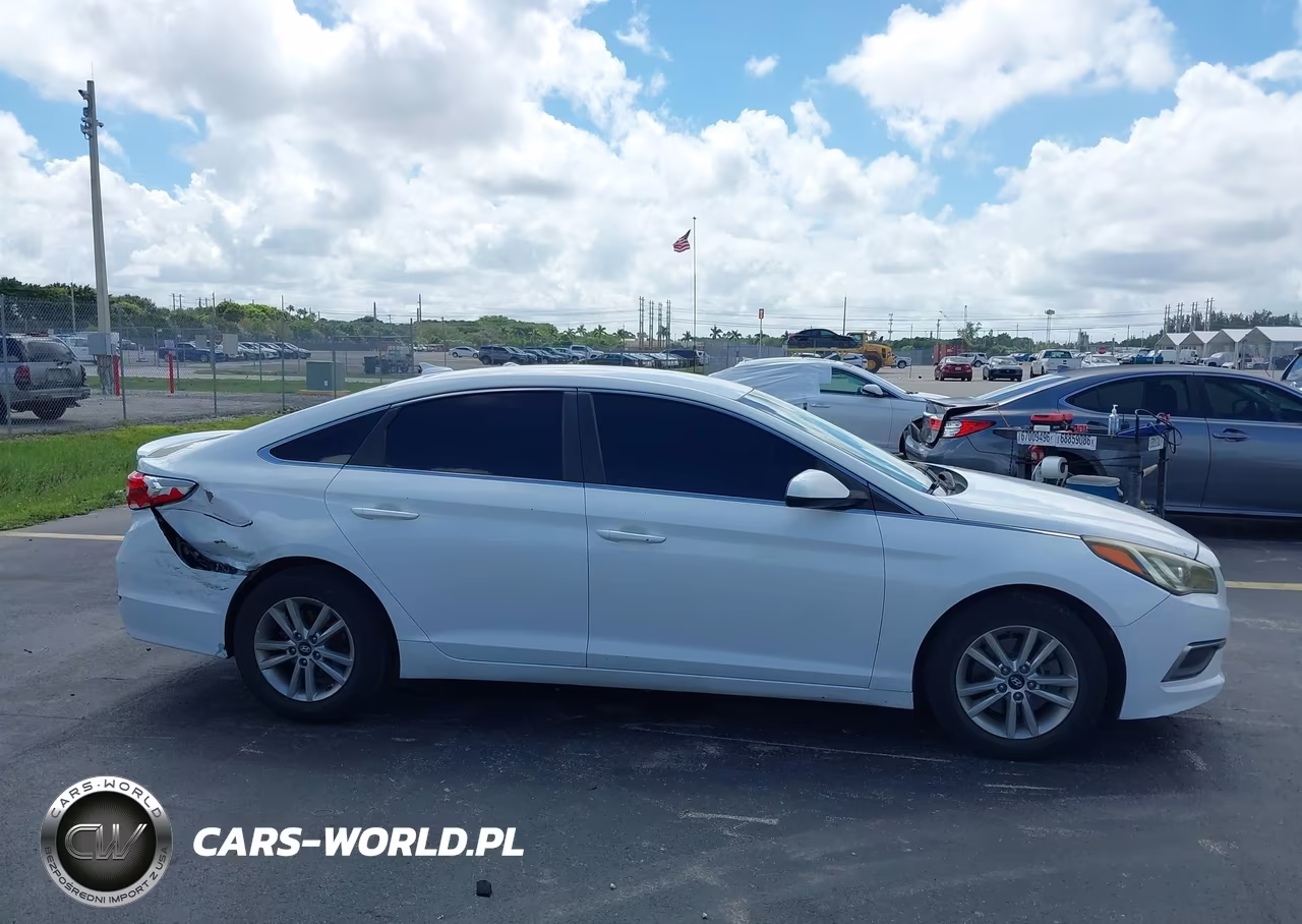 2016 Hyundai Sonata Se VIN:5NPE24AF3GH316452 - 13