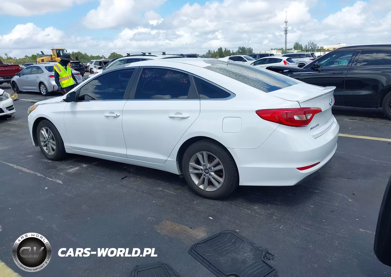 2016 Hyundai Sonata Se VIN:5NPE24AF3GH316452 - 3