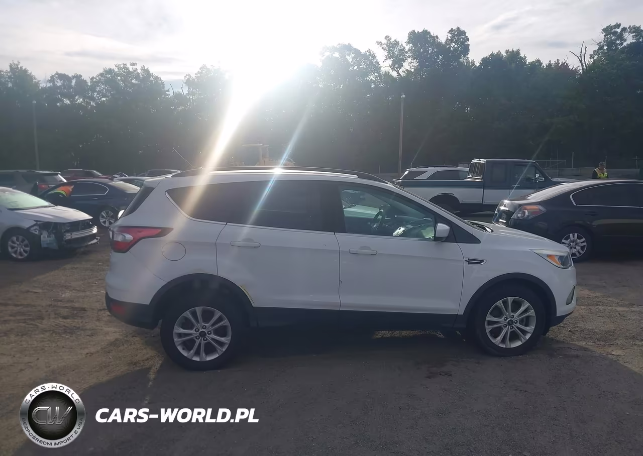 2018 Ford Escape Se VIN:1FMCU9GDXJUC12134 - 13