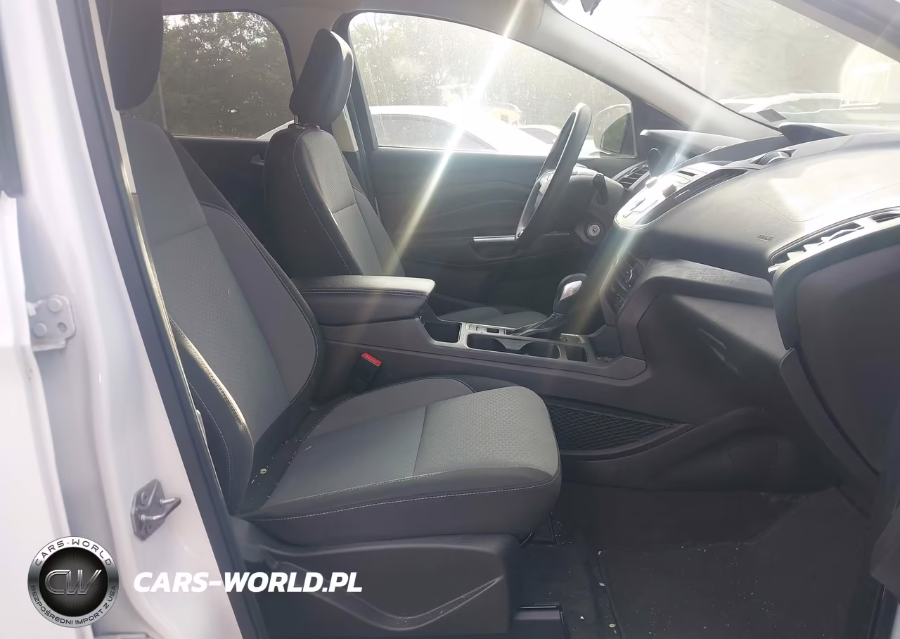 2018 Ford Escape Se VIN:1FMCU9GDXJUC12134 - 5