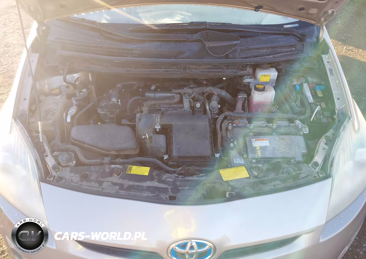 2011 Toyota Prius Two VIN:JTDKN3DU4B1448411 - 10