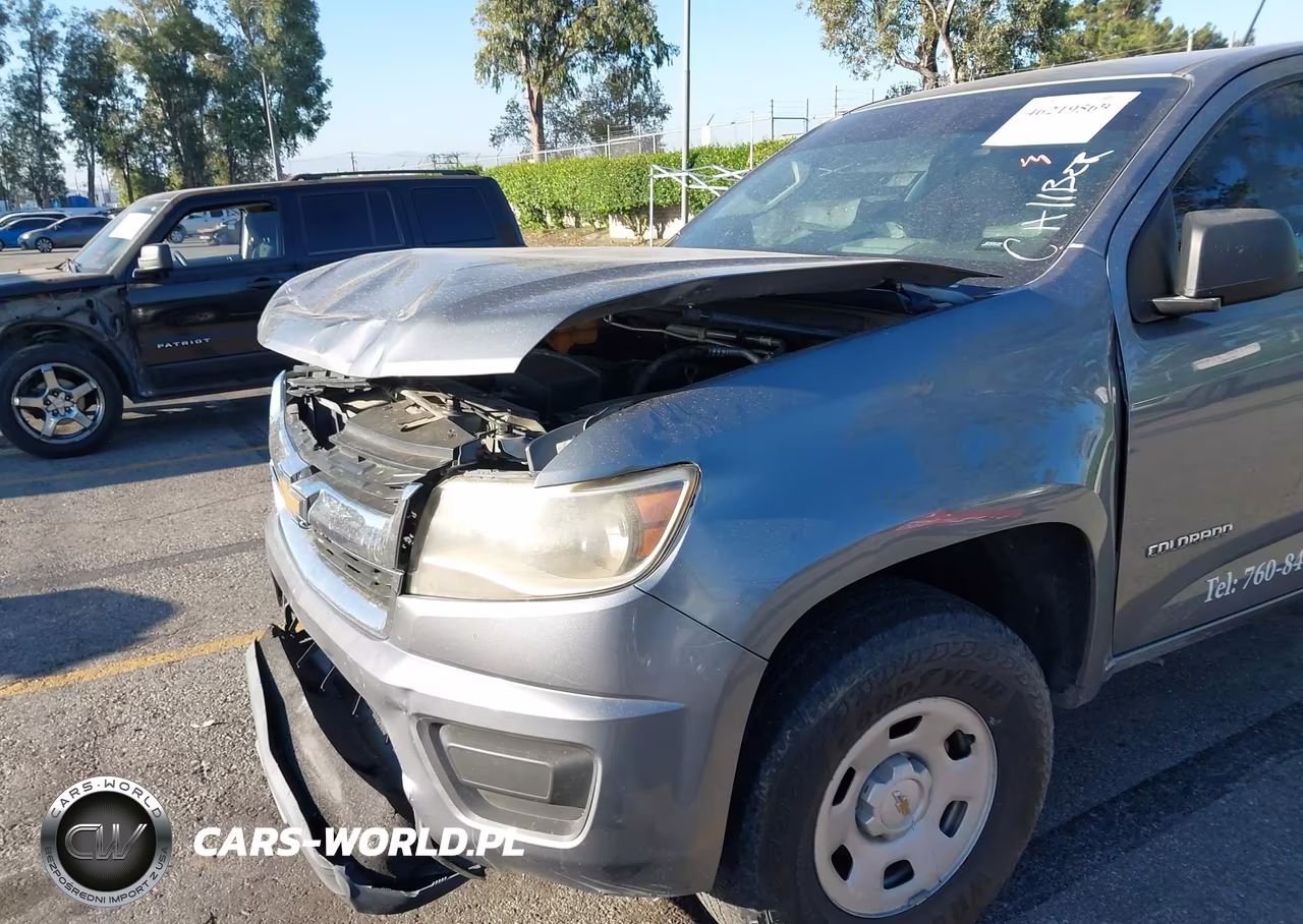 2018 Chevrolet Colorado VIN:1GCHSAEA1J1267261 - 18