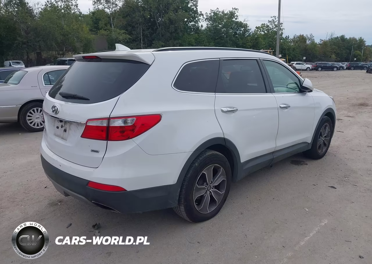 2013 Hyundai Santa Fe Gls VIN:KM8SMDHF1DU015226 - 4