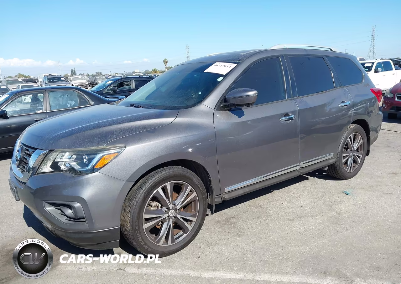 2017 Nissan Pathfinder Platinum VIN:5N1DR2MN8HC619119 - 2