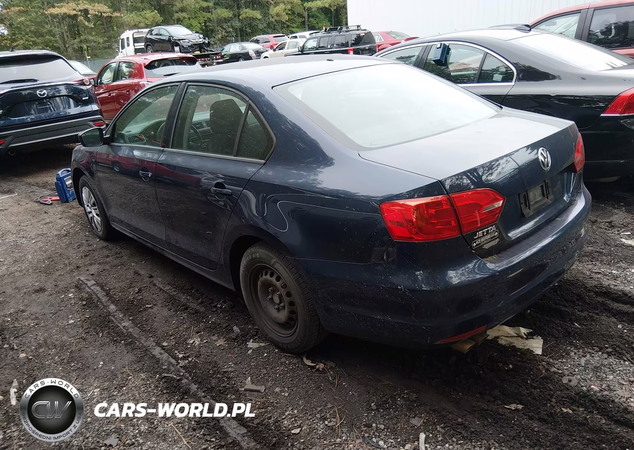 2014 Volkswagen Jetta 2.0L S VIN:3VW2K7AJ8EM438401 - 3
