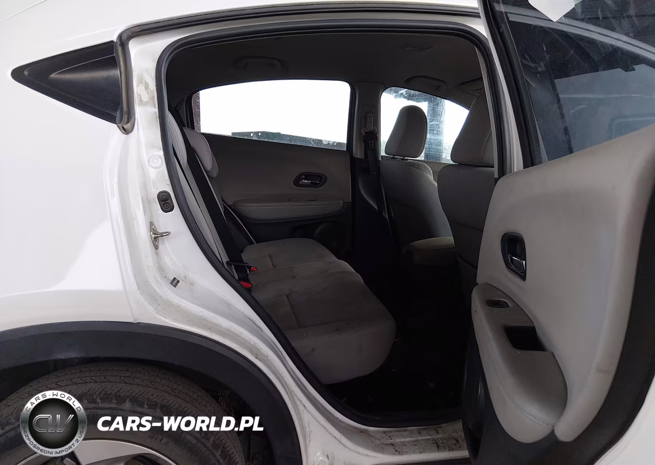 2018 Honda Hr-V Lx VIN:3CZRU5H33JM720909 - 8