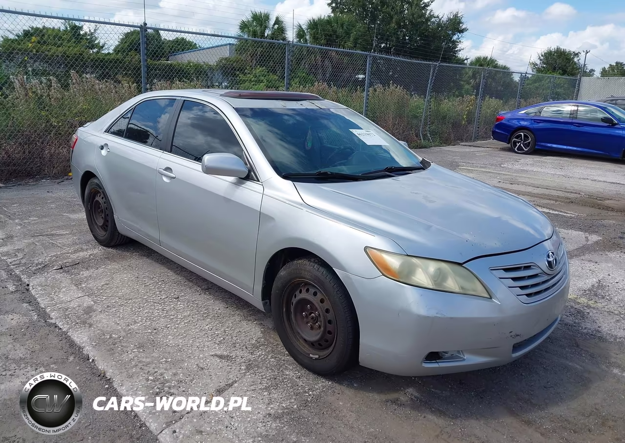 2008 Toyota Camry Le – zdjęcie 1 z 11