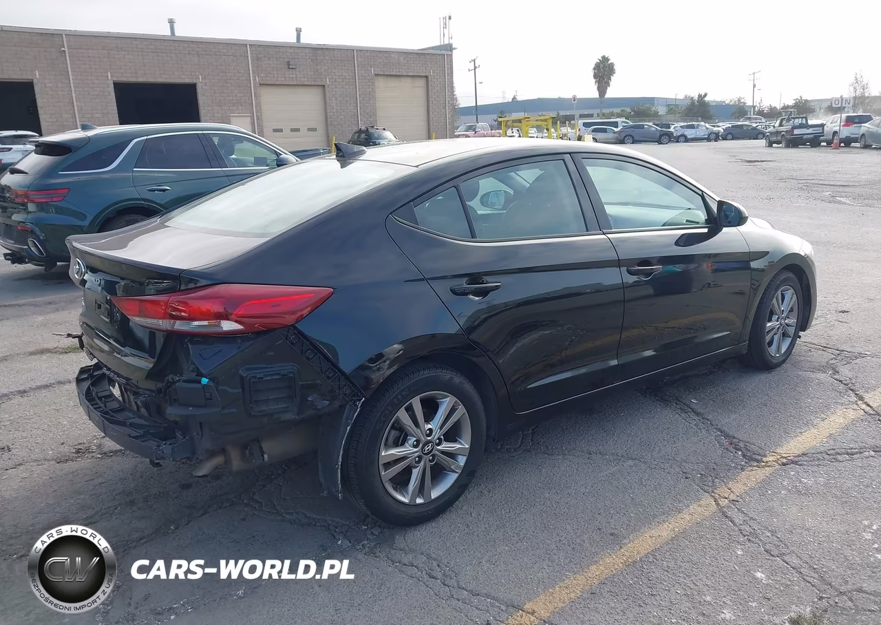 2018 Hyundai Elantra Sel VIN:KMHD84LF8JU595686 - 4