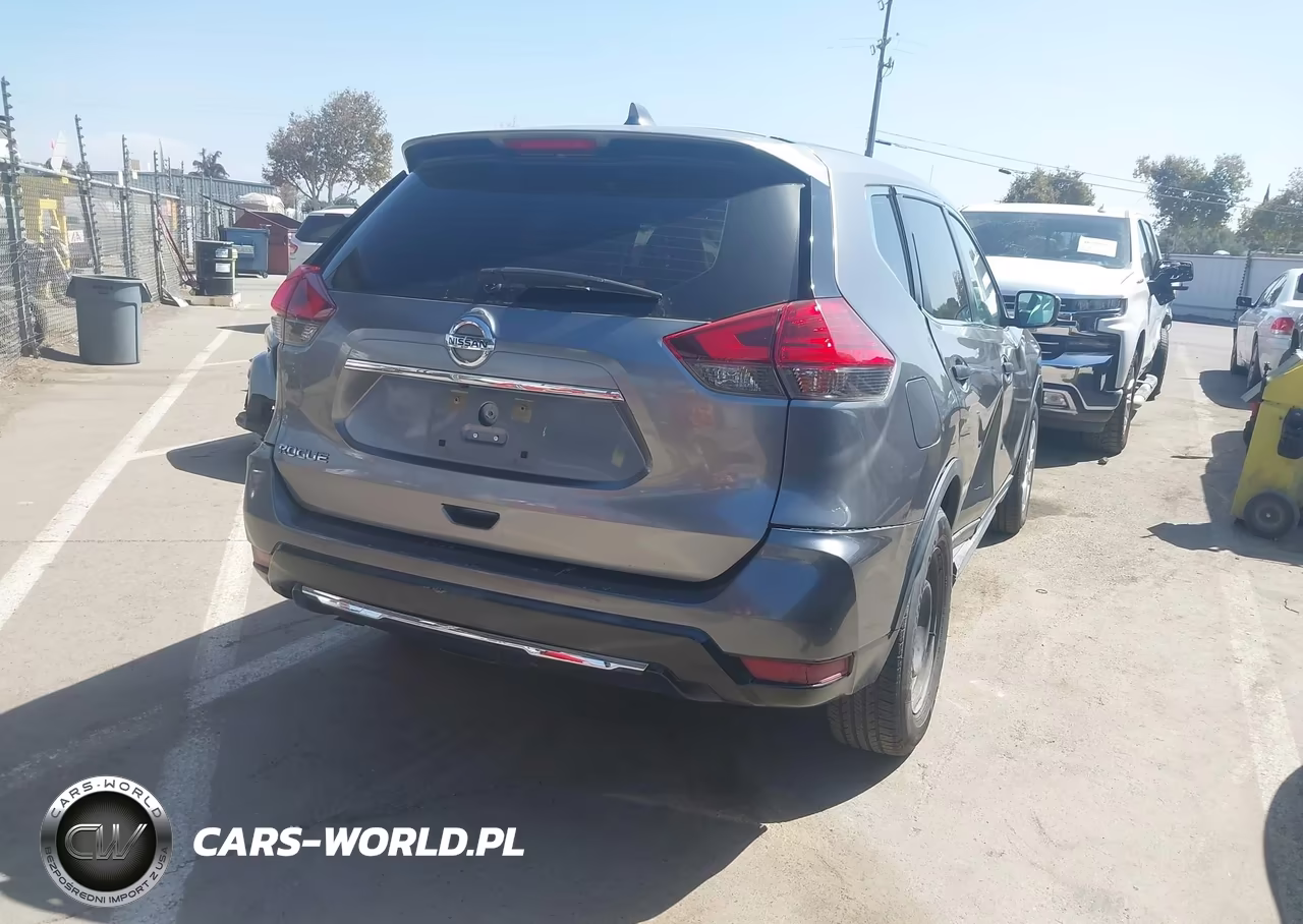 2017 Nissan Rogue S VIN:KNMAT2MT7HP532618 - 4