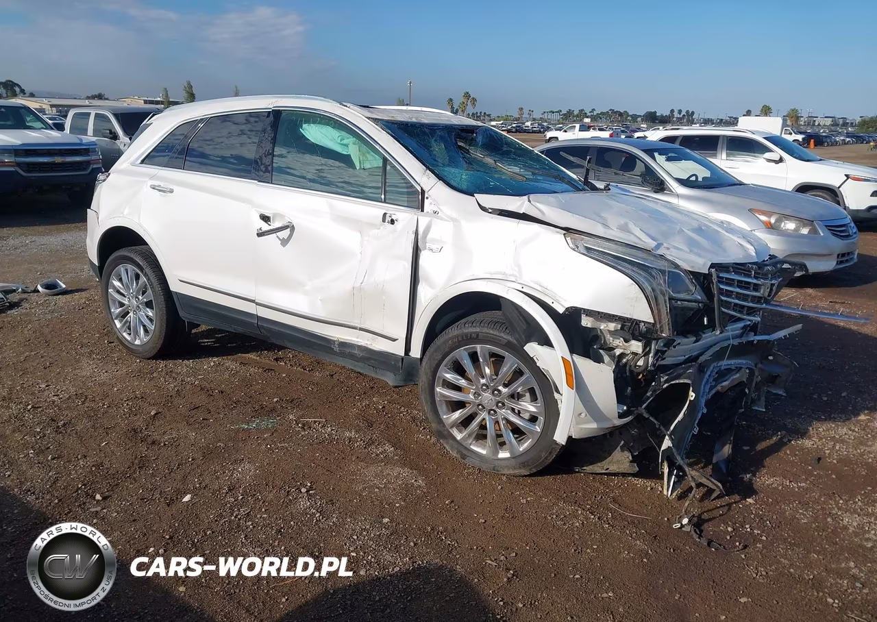 2017 Cadillac Xt5 Platinum – zdjęcie 1 z 22