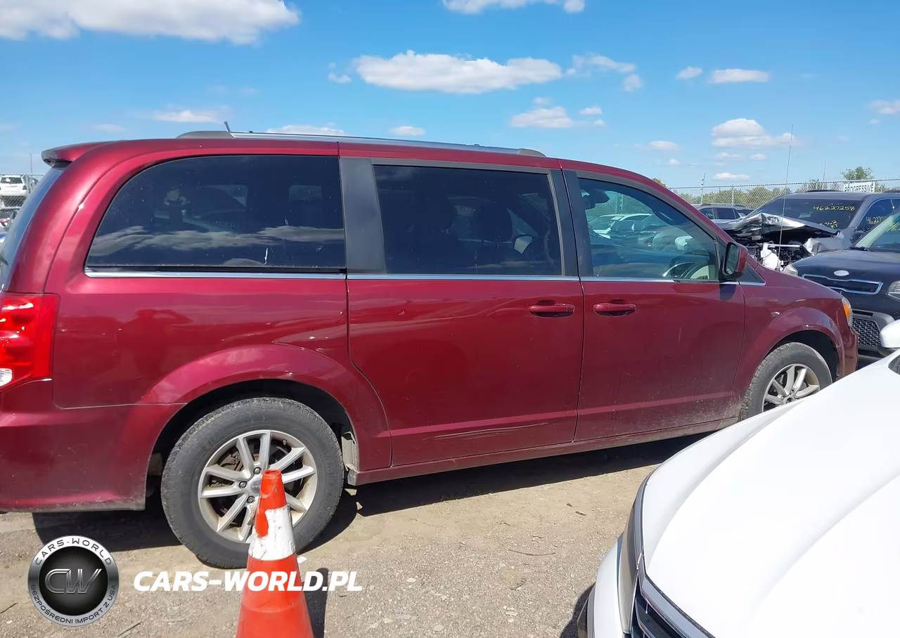 2018 Dodge Grand Caravan Sxt VIN:2C4RDGCGXJR248549 - 13