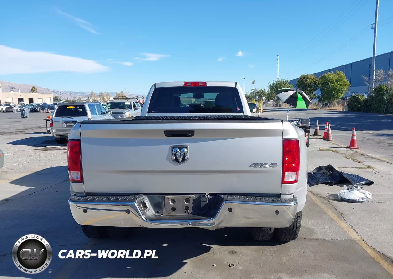 2017 Ram 3500 Tradesman 4X4 8' Box VIN:3C63RRGL0HG776229 - 15