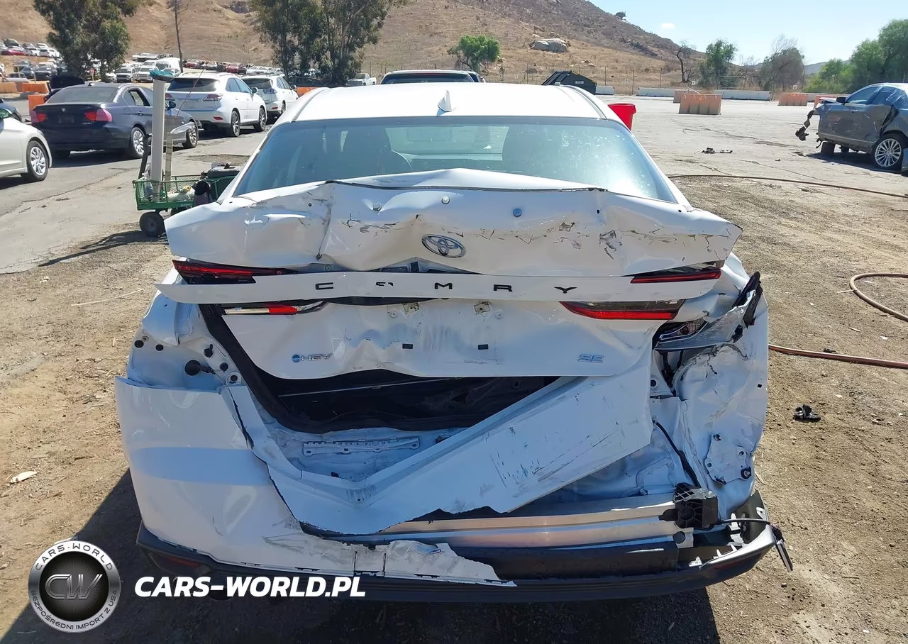 2026 Toyota Camry Se VIN:4T1DAACK1TU260935 - 16