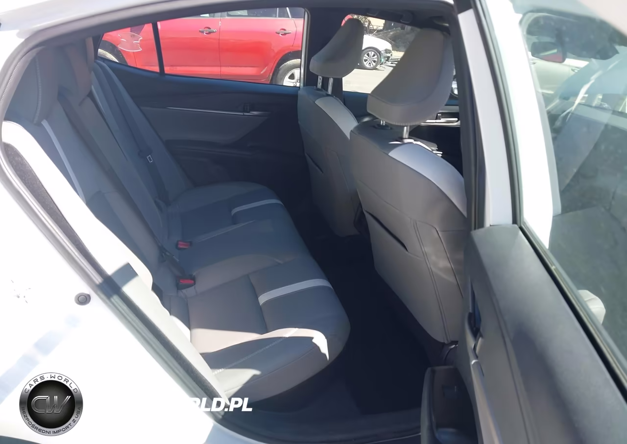 2026 Toyota Camry Se VIN:4T1DAACK1TU260935 - 8