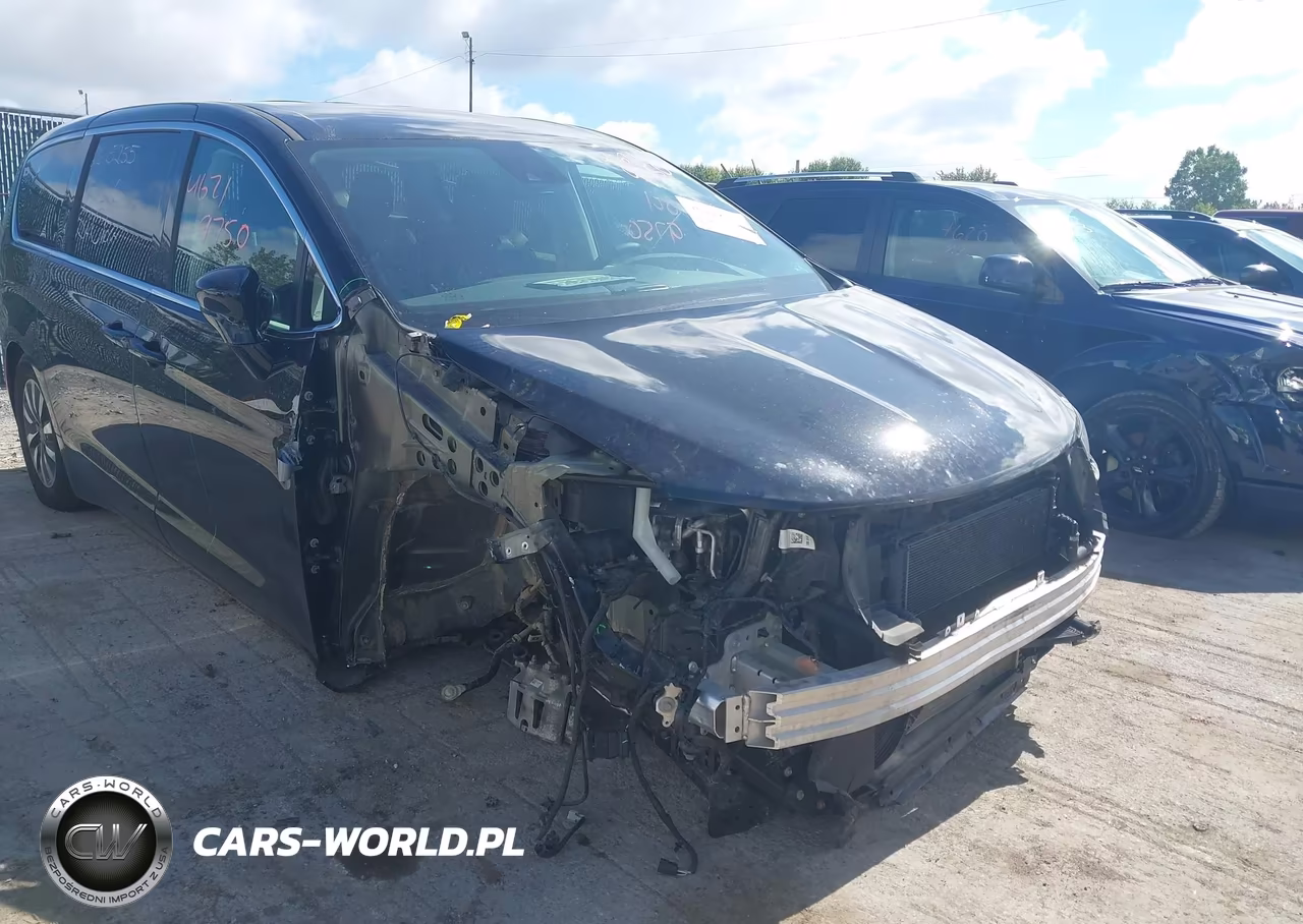 2024 Chrysler Pacifica Hybrid Select VIN:2C4RC1S73RR124085 - 6