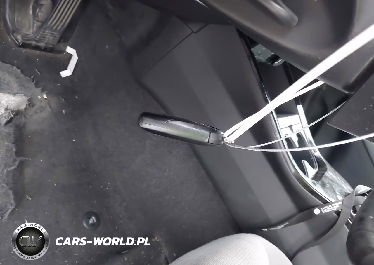 2024 Toyota Prius Le VIN:JTDACAAU4R3018838 - 11