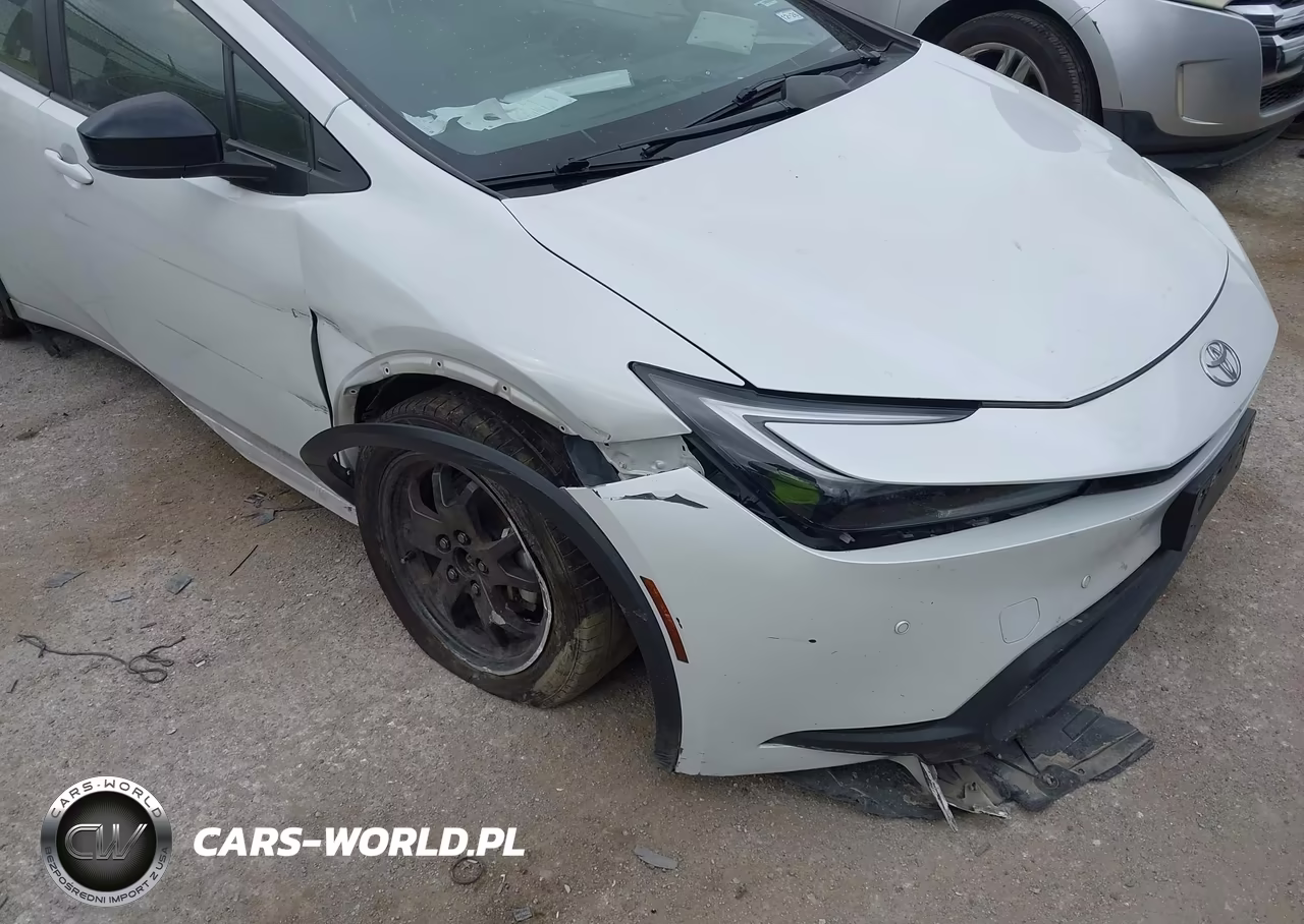 2024 Toyota Prius Le VIN:JTDACAAU4R3018838 - 6