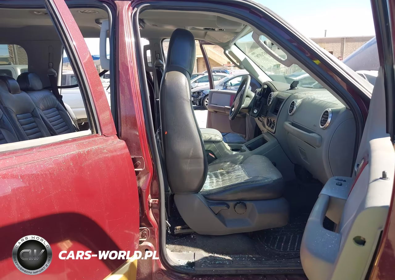 2004 Ford Expedition Nbx-Xlt VIN:1FMPU16L84LB03953 - 5