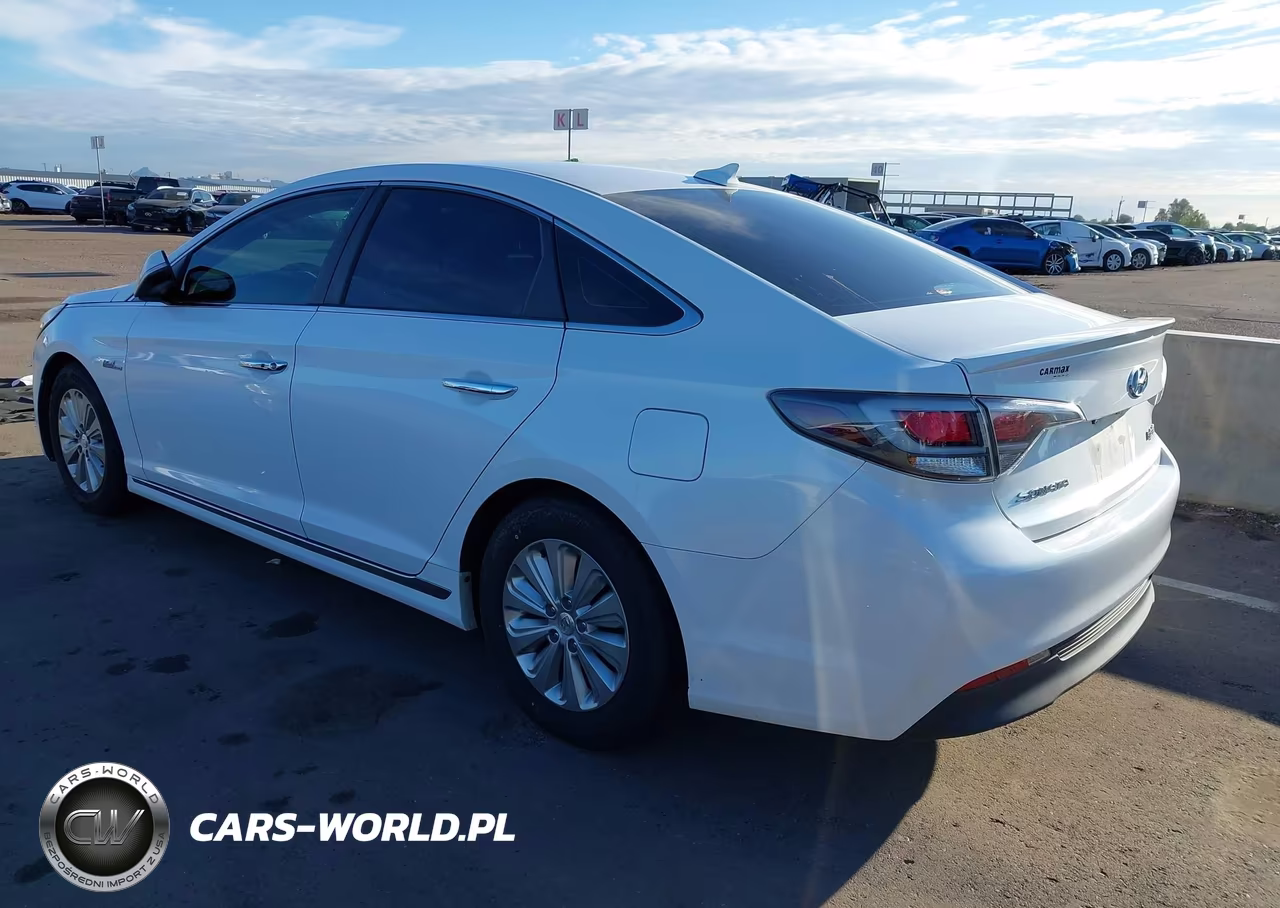 2017 Hyundai Sonata Hybrid Se VIN:KMHE24L33HA064838 - 3