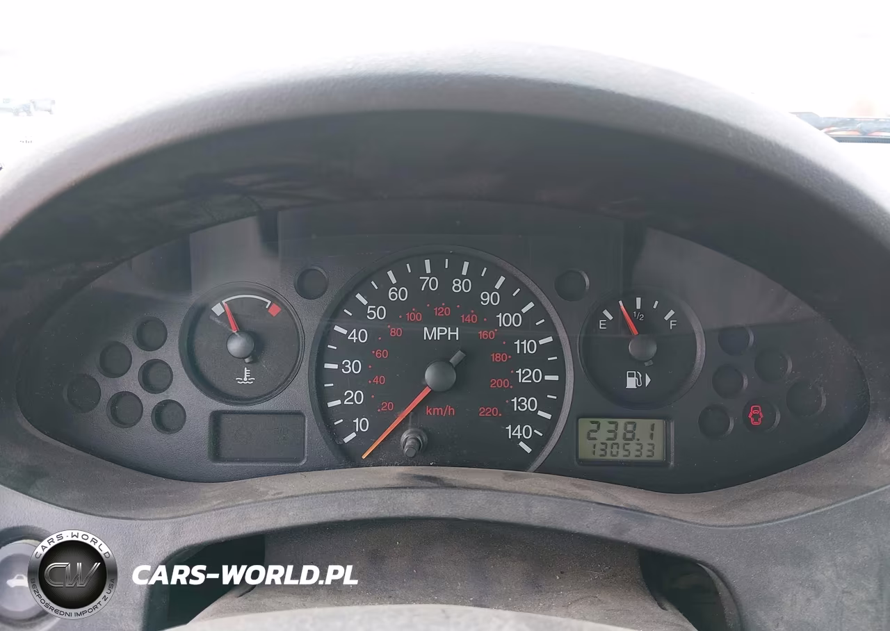 2005 Ford Focus Zx5 VIN:3FAFP37N35R151355 - 7
