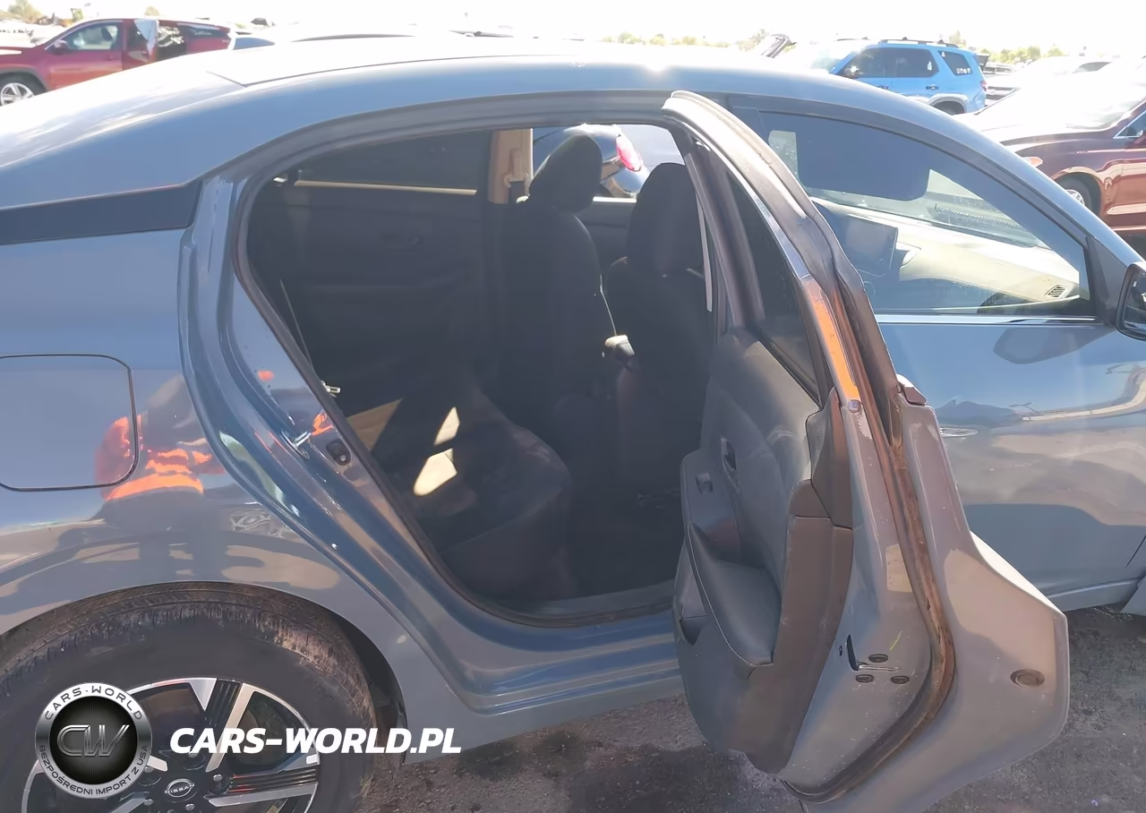 2025 Nissan Sentra Sv VIN:3N1AB8CV9SY338304 - 8