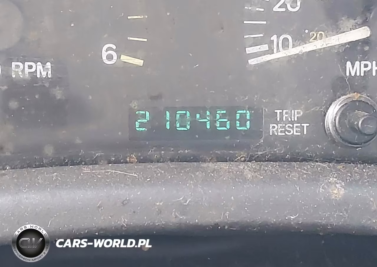 1999 Jeep Cherokee Classic-Sport VIN:1J4FF68S3XL627599 - 15