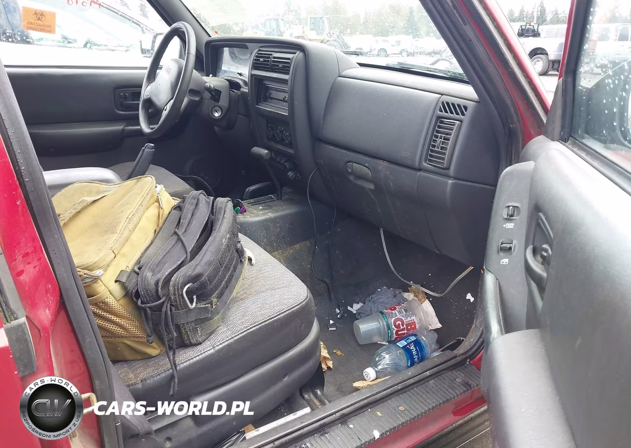 1999 Jeep Cherokee Classic-Sport VIN:1J4FF68S3XL627599 - 17