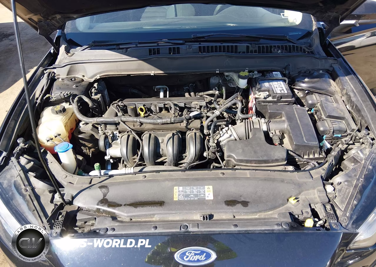 2018 Ford Fusion S VIN:3FA6P0G79JR195239 - 10
