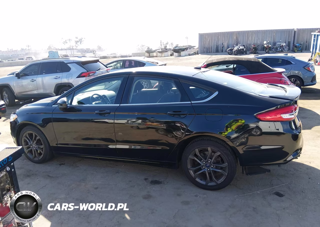 2018 Ford Fusion S VIN:3FA6P0G79JR195239 - 15