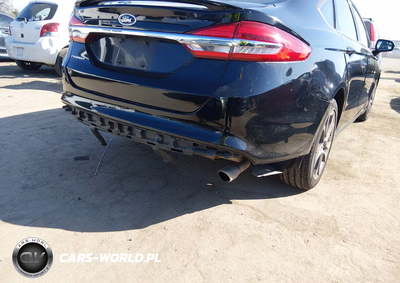 2018 Ford Fusion S VIN:3FA6P0G79JR195239 - 6